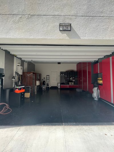 25 x 15 Garage in Irvine, California