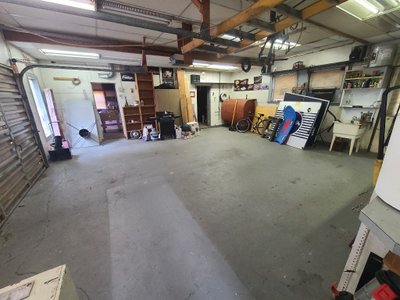 15 x 15 Garage in New Castle, Delaware near [object Object]