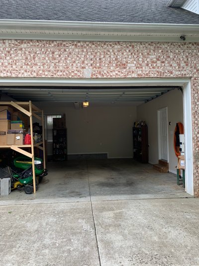 23 x 20 Garage in Lexington, Kentucky