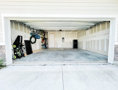 20 x 10 Garage in Jacksonville, Florida