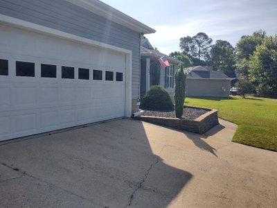 Medium 10×30 Garage in Evans, Georgia