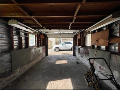 18 x 10 Garage in Verona, Pennsylvania