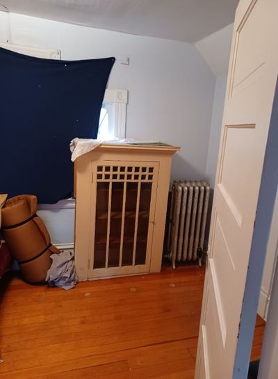 Small 5×10 Bedroom in Harrington, Washington