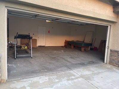 22 x 22 Garage in Hemet, California