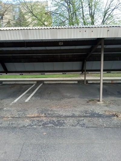 20 x 20 Parking Lot in Southfield, Michigan