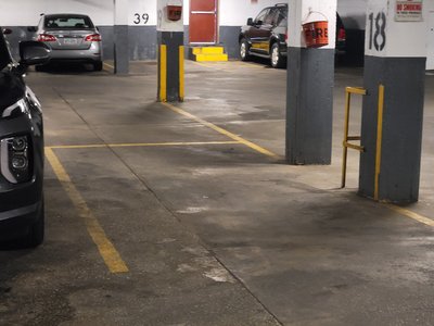 20 x 10 Parking Garage in Queens, New York