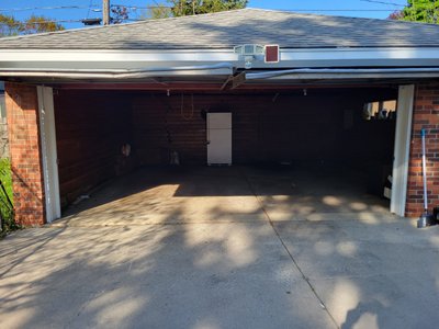 20 x 10 Garage in Detroit, Michigan