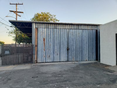 26 x 40 Warehouse in Upland, California