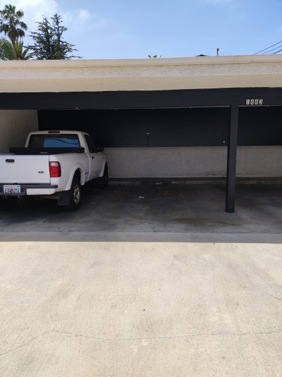 10 x 25 Carport in Santa Monica, California
