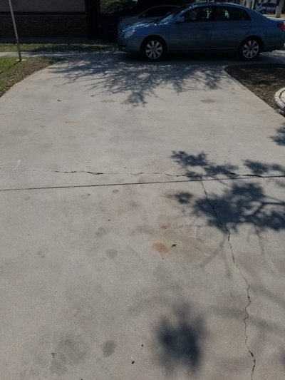 20 x 14 Driveway in Laredo, Texas near [object Object]