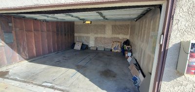 18 x 18 Garage in Calabasas, California