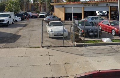 30 x 12 Parking Lot in Los Angeles, California