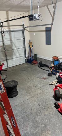 10 x 10 Garage in Clarksville, Tennessee