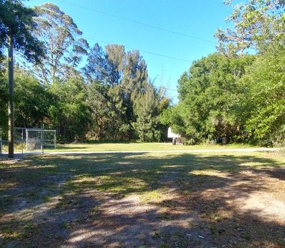 35 x 10 Unpaved Lot in Ruskin, Florida