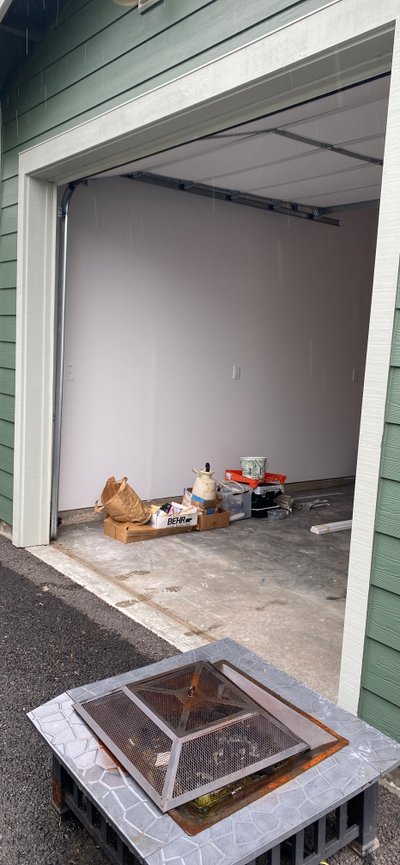 24 x 12 Garage in Bellingham, Washington near [object Object]