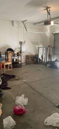 8 x 32 Garage in Victorville, California