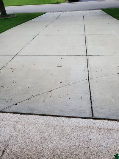 Small 10×20 Driveway in Orion Township, Michigan