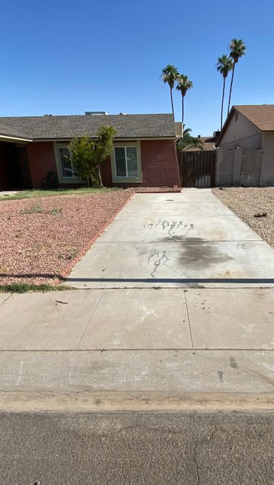 Small 10×25 Driveway in Glendale, Arizona
