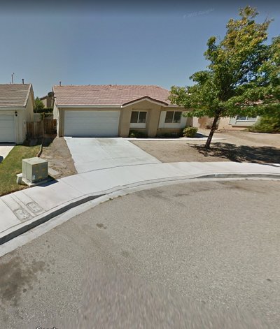 20 x 10 Driveway in Victorville, California