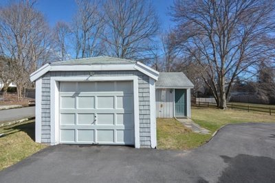 20 x 10 Garage in Taunton, Massachusetts