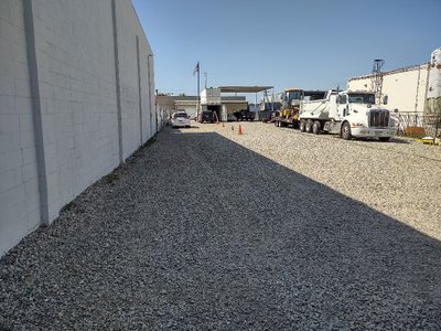 100 x 25 Unpaved Lot in Pomona, California