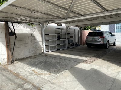 10 x 17 Carport in Los Angeles, California