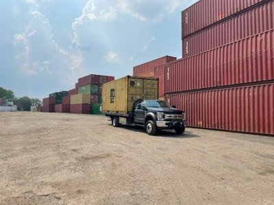 Small 5×20 Shipping Container in Milwaukee, Wisconsin