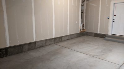 20x11 Garage self storage unit in Syracuse, UT