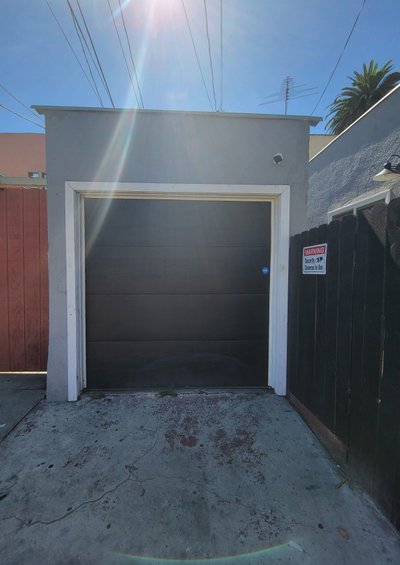 17 x 8 Garage in Long Beach, California