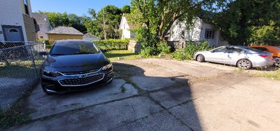 30 x 20 Parking Lot in Milwaukee, Wisconsin near [object Object]