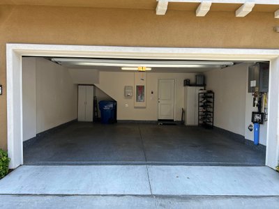 20 x 20 Garage in Santa Clarita, California