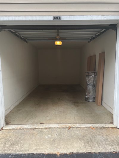 Medium 10×20 Garage in Atlanta, Georgia