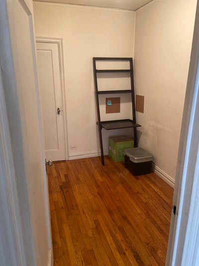 Small 5×10 Bedroom in The Bronx, New York