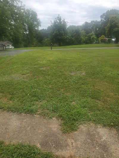 20 x 20 Unpaved Lot in Madison Heights, Virginia
