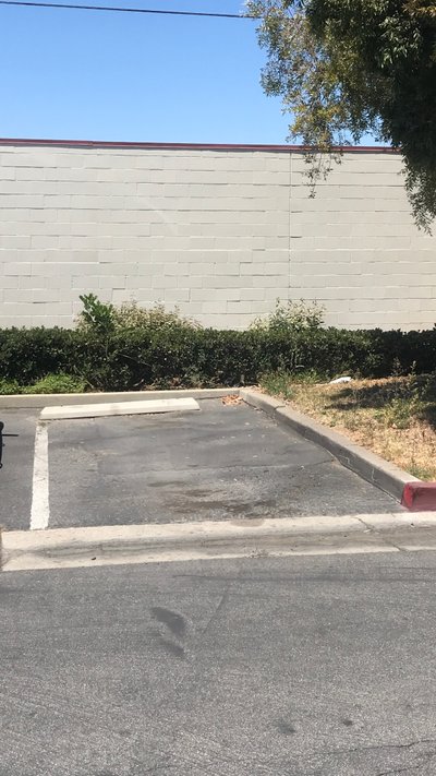 Small 5×15 Parking Lot in Fullerton, California