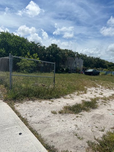 20 x 25 Unpaved Lot in West Palm Beach, Florida near [object Object]