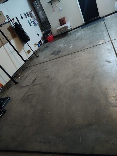 20 x 10 Garage in Victorville, California near [object Object]