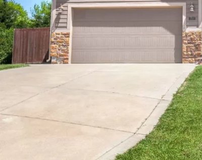 20 x 10 Driveway in Junction City, Kansas