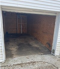 20 x 10 Garage in Manchester, New Hampshire