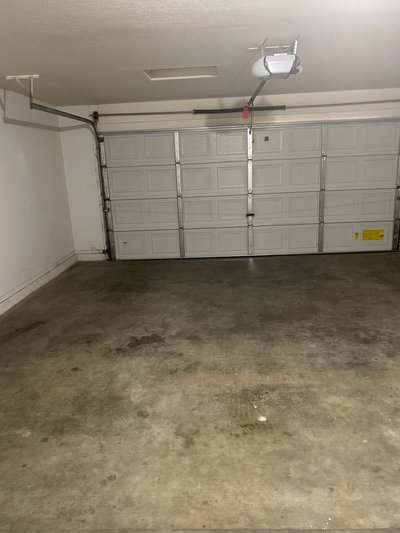 Medium 10×20 Garage in Avondale, Arizona