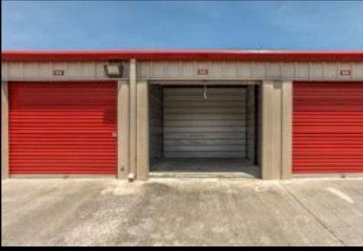 10×10 self storage unit at 6475 Quince Rd Memphis, Tennessee
