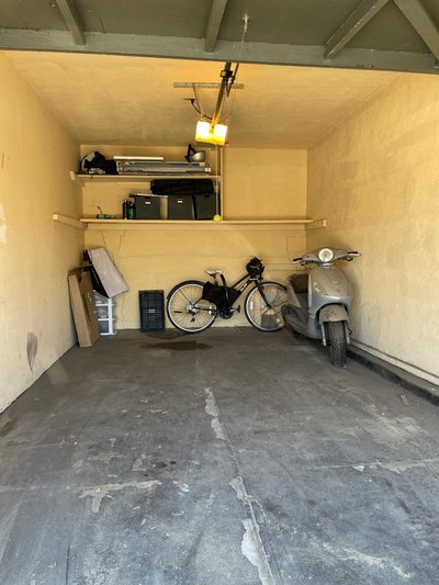 16 x 10 Garage in Los Angeles, California