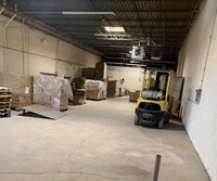 10 x 20 Warehouse in Elk Grove Village, Illinois