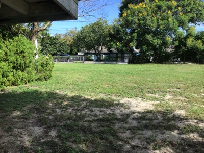 40 x 10 Unpaved Lot in Tarpon Springs, Florida