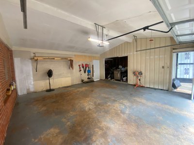 20 x 10 Garage in Memphis, Tennessee