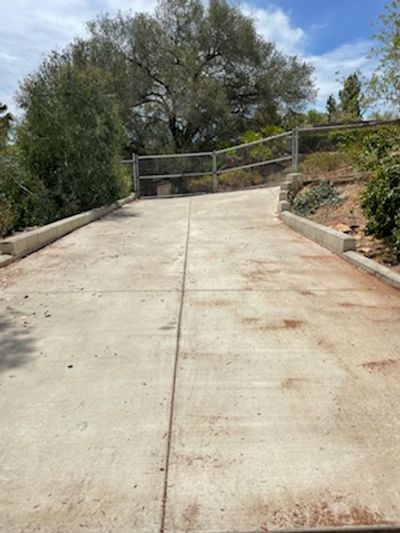 20 x 16 Driveway in Escondido, California near [object Object]