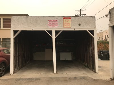 7 x 16 Carport in Los Angeles, California