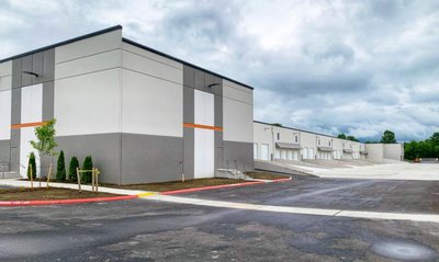 100 x 24 Warehouse in Marysville, Washington near [object Object]