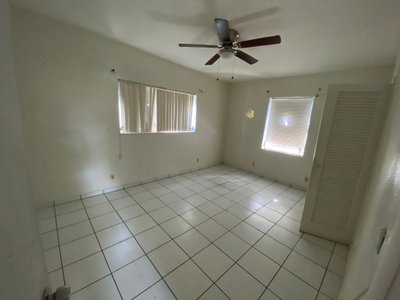 12×10 Bedroom in North Miami, Florida