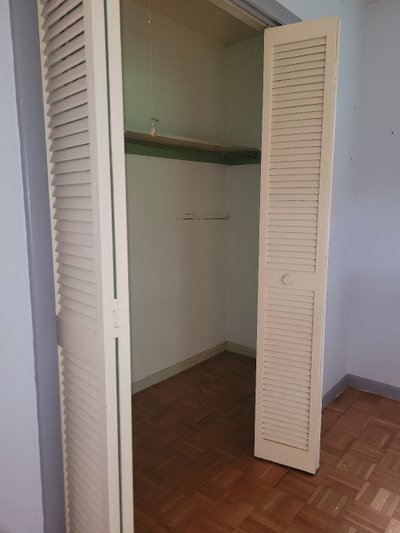 8 x 3 Closet in Gainesville, Florida near [object Object]